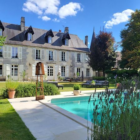 Logis Des Tourelles Bed and Breakfast Cognac Buitenkant foto