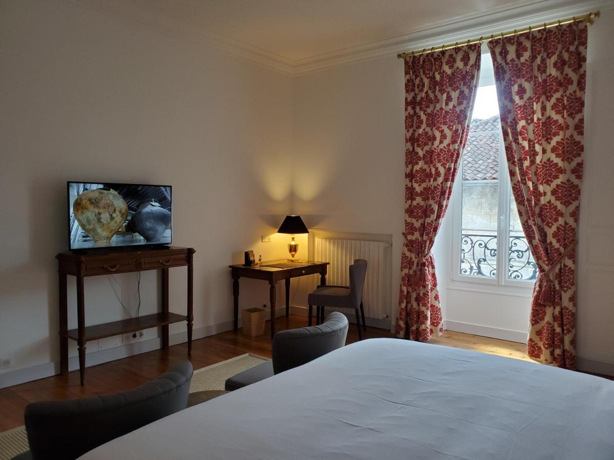 Logis Des Tourelles Bed and Breakfast Cognac Buitenkant foto