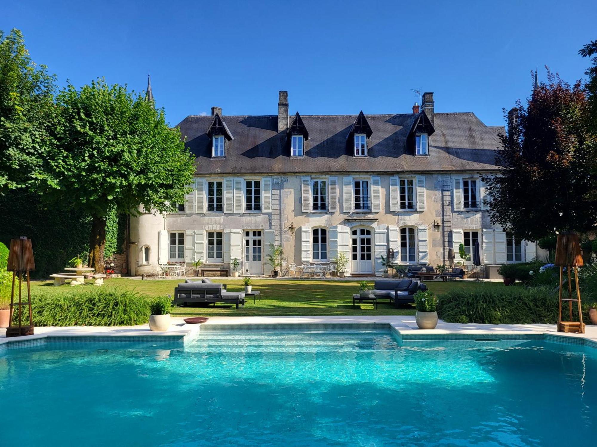 Logis Des Tourelles Bed and Breakfast Cognac Buitenkant foto